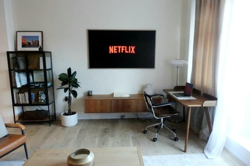Stylish City-Centre Apartment With Balcony Liverpool Zewnętrze zdjęcie